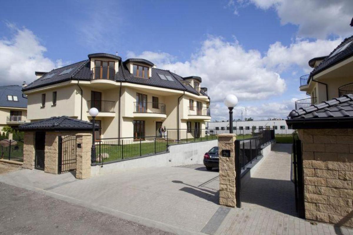Villa Piano Apartments Warsaw Piaseczno Jozefoslaw Exterior foto